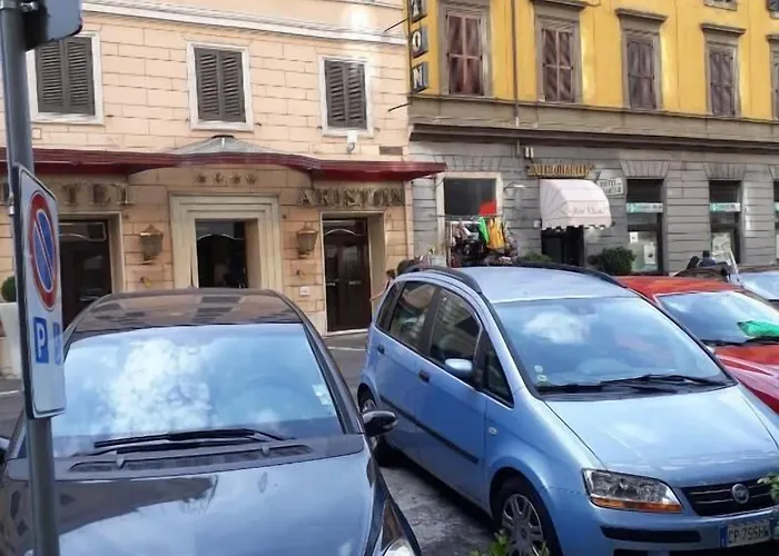 Konukevi Oscar Roma