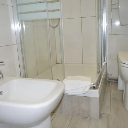 오스카 룸스 게스트하우스 로마